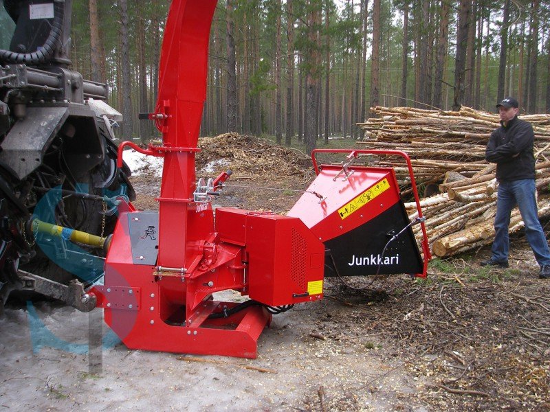 Holzhacker & Holzhäcksler des Typs Sonstige Junkkari HJ 170  G, Vorführmaschine in Dietramszell (Bild 1)
