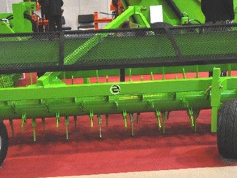 Sonstige Bodenbearbeitungsgeräte des Typs Conpexim Steinrechen 3 m--NEU, Neumaschine in Apetlon (Bild 1)